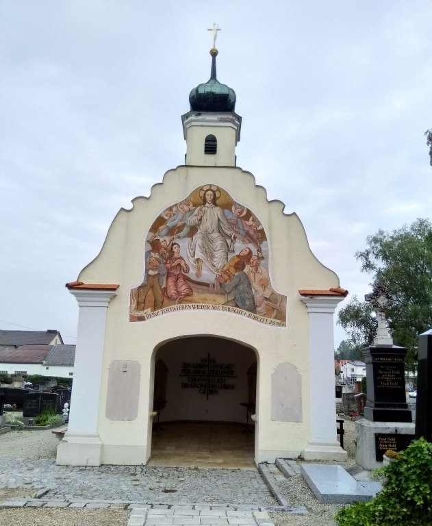 Grossansicht in neuem Fenster: Wolnzach:  Ehemalige Friedhofskapelle Grossansicht in neuem Fenster: Wolnzach:  Ehemalige Friedhofskapelle