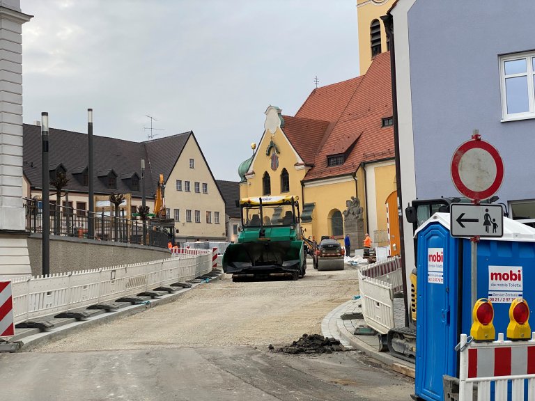 Grossansicht in neuem Fenster: Neugestaltung Marktplatz Bauabschnitt II 2022 Teerarbeiten-2 30.03.2022 Grossansicht in neuem Fenster: Neugestaltung Marktplatz Bauabschnitt II 2022 Teerarbeiten-2 30.03.2022
